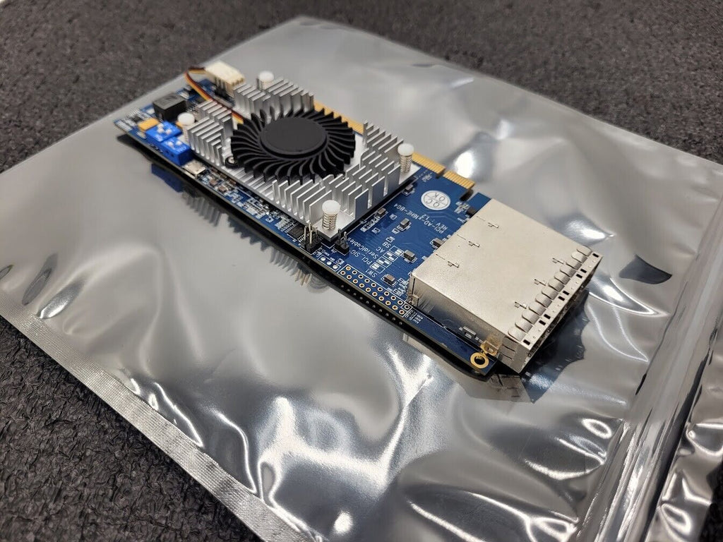 Serial Cables PCIE GEN4 X16 SFF-8644 Host Card w/ Broadcom Atlas B0 PCIE Switch