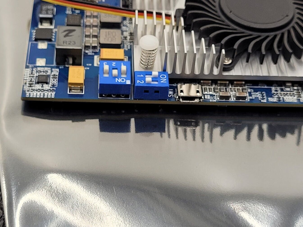 Serial Cables PCIE GEN4 X16 SFF-8644 Host Card w/ Broadcom Atlas B0 PCIE Switch
