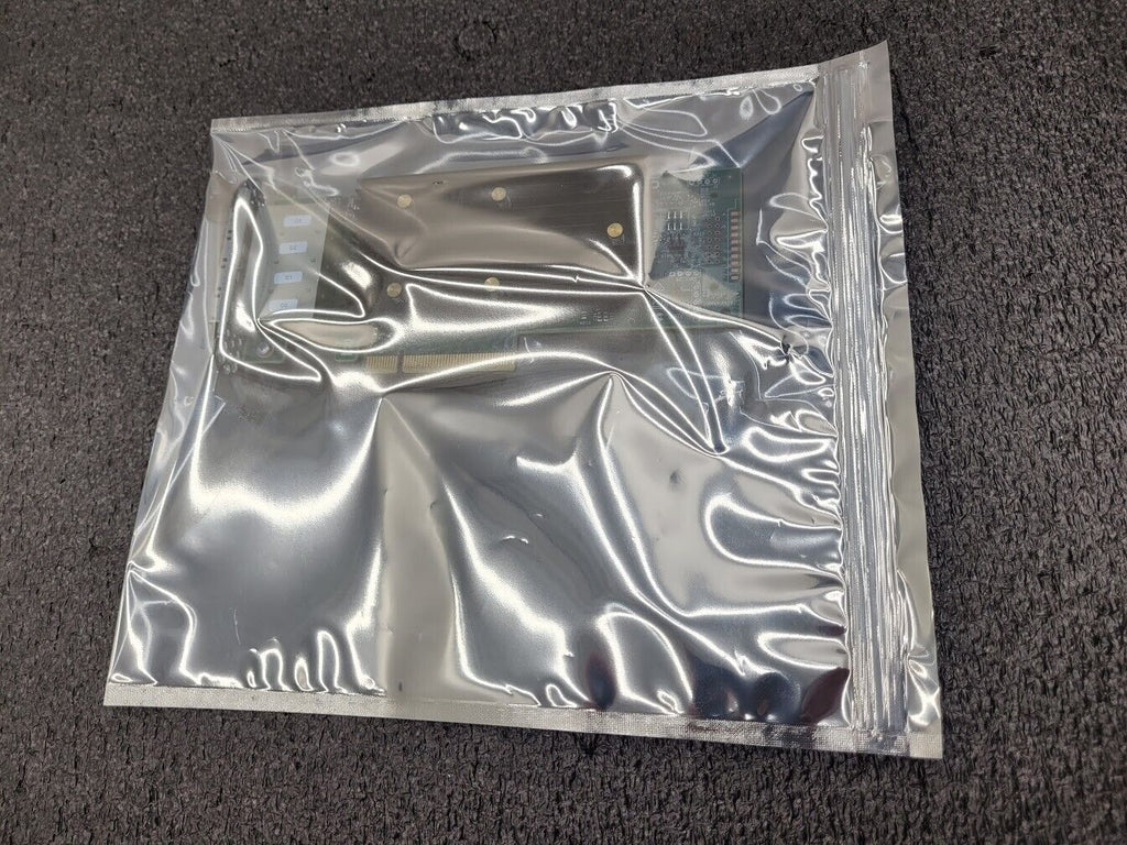 Intel 9400-16e SATA 6Gb/s / SAS 12Gb/s PCIe 16-Port SAS Tri-Mode HBA Broadcom