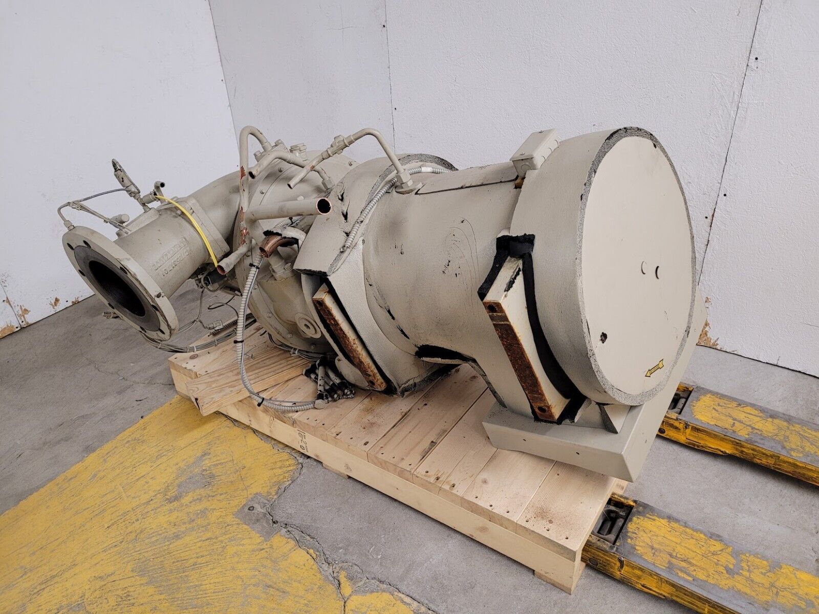 McQuay Centrifugal Hermetic Chiller Compressor 180 HP CE-079 CE079LBE18RDUR