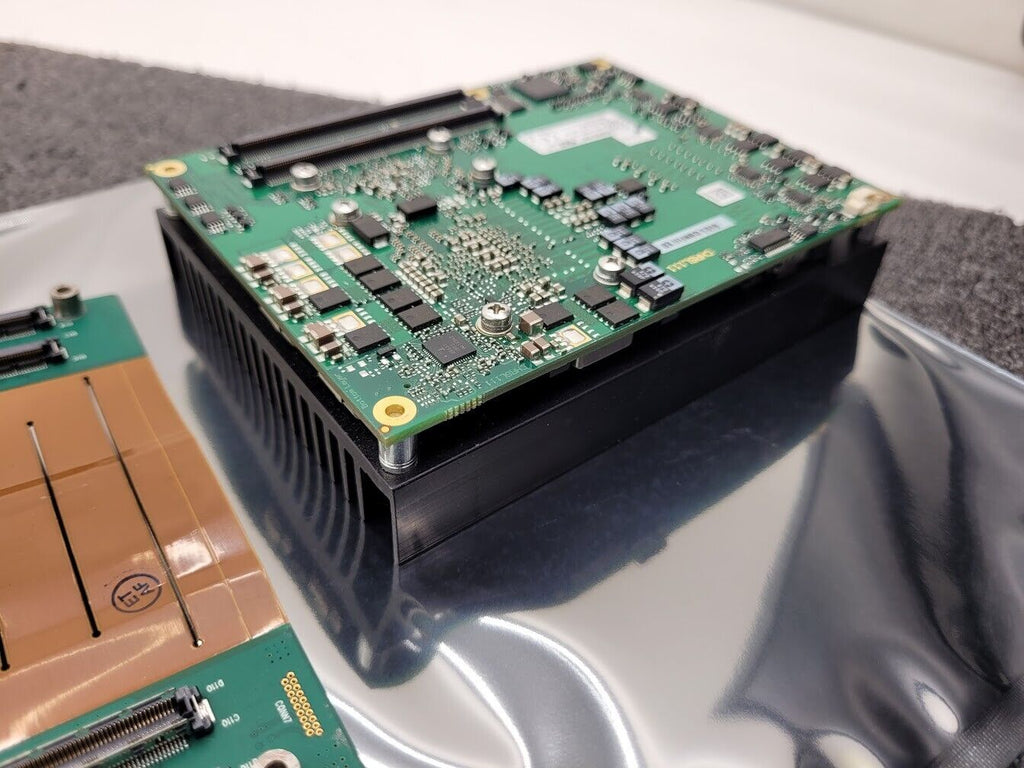 Kontron 38014-0000-16-1 COM Express COMe CHR6L111 Computer On A Board DDR3 C