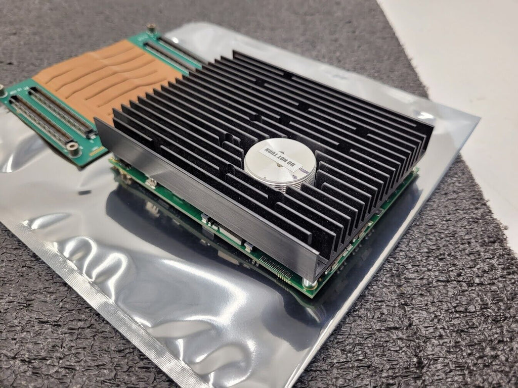 Kontron 38014-0000-16-1 COM Express COMe CHR6L111 Computer On A Board DDR3 C