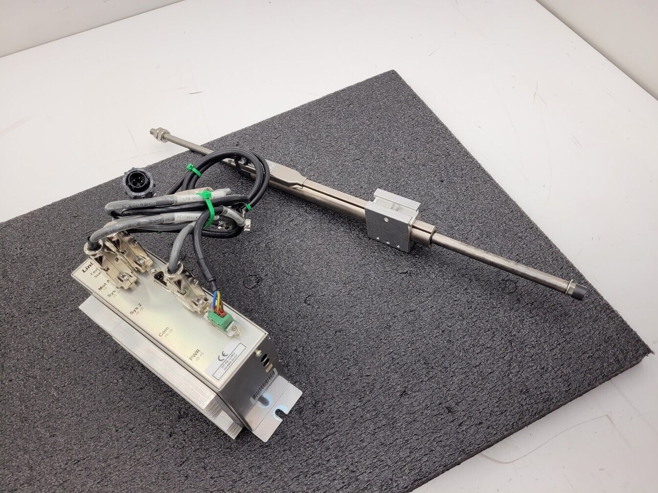 LinMot Servo Drive and Linear Motor PS01-23x160 E100-AT 24-48VDC RS232 160mm