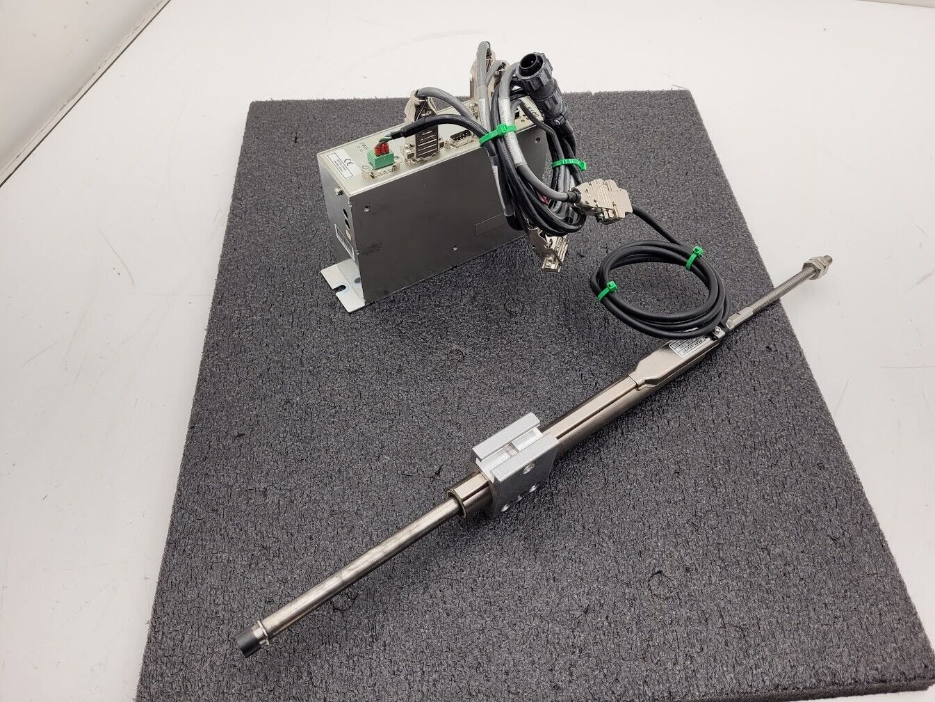 LinMot Servo Drive and Linear Motor PS01-23x160 E100-AT 24-48VDC RS232 160mm