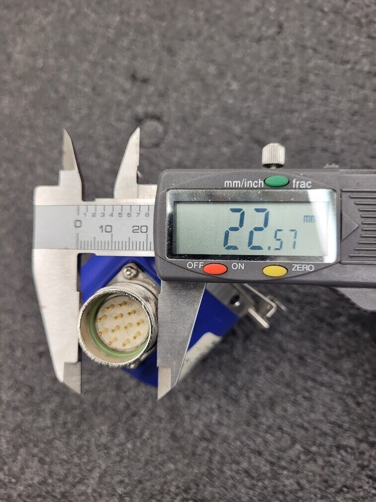 Baumer Rotary Hollow Shaft Incremental Encoder GI332.170C331000 3600PPR M23