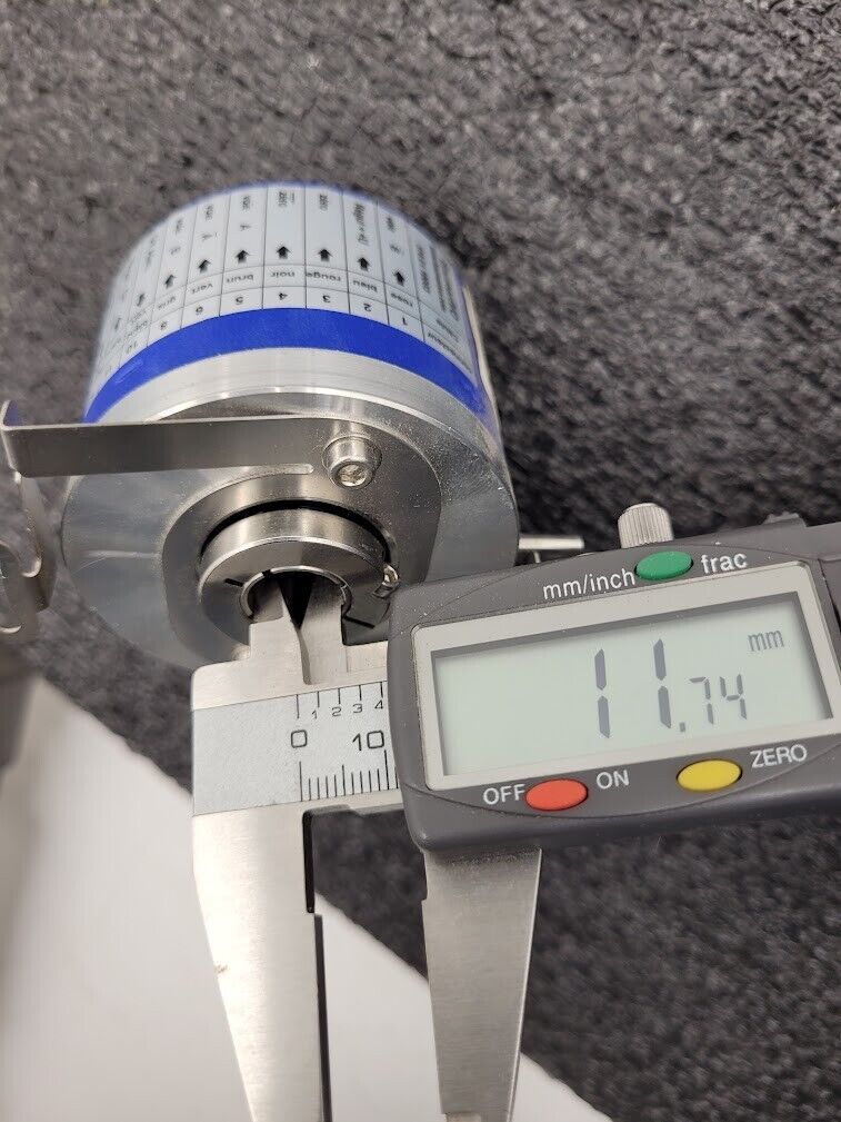 Baumer Rotary Hollow Shaft Incremental Encoder GI332.170C331000 3600PPR M23