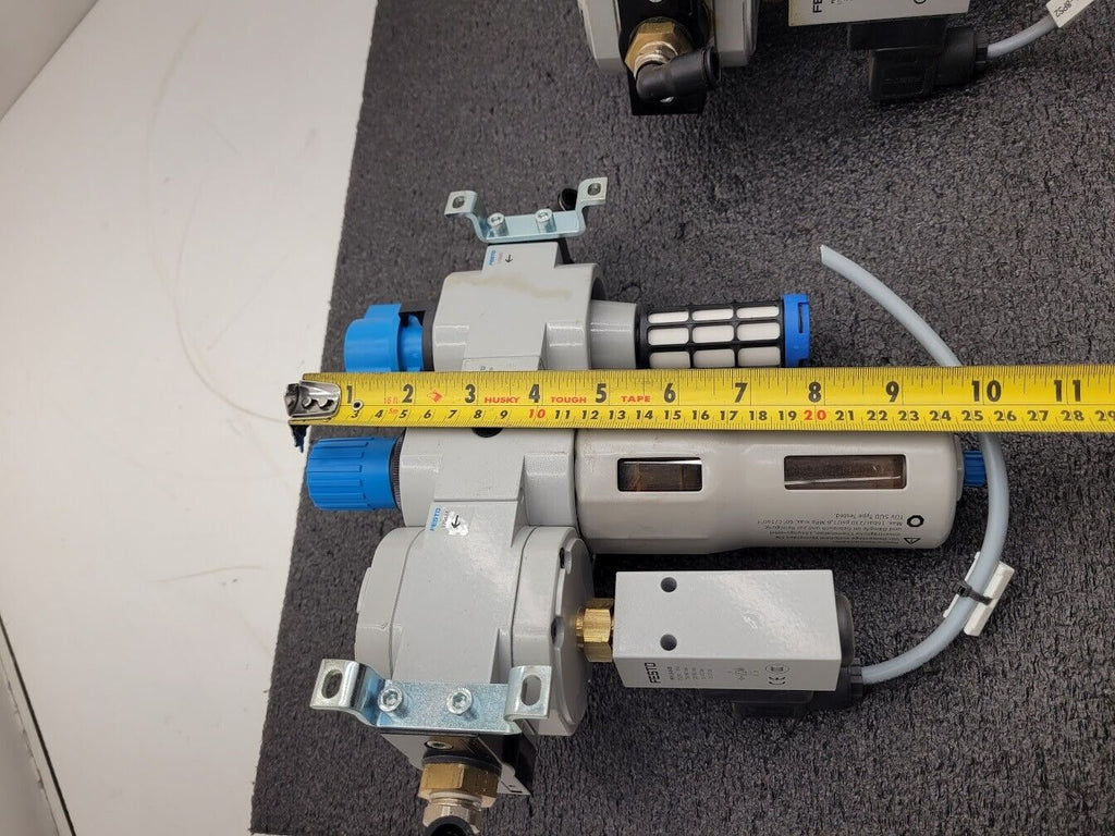 Lot of 2x Festo Air Pneumatic Regulator w/ Gauge HE-D-MAXI LFR-D-MAXI FRM-D-MAXI