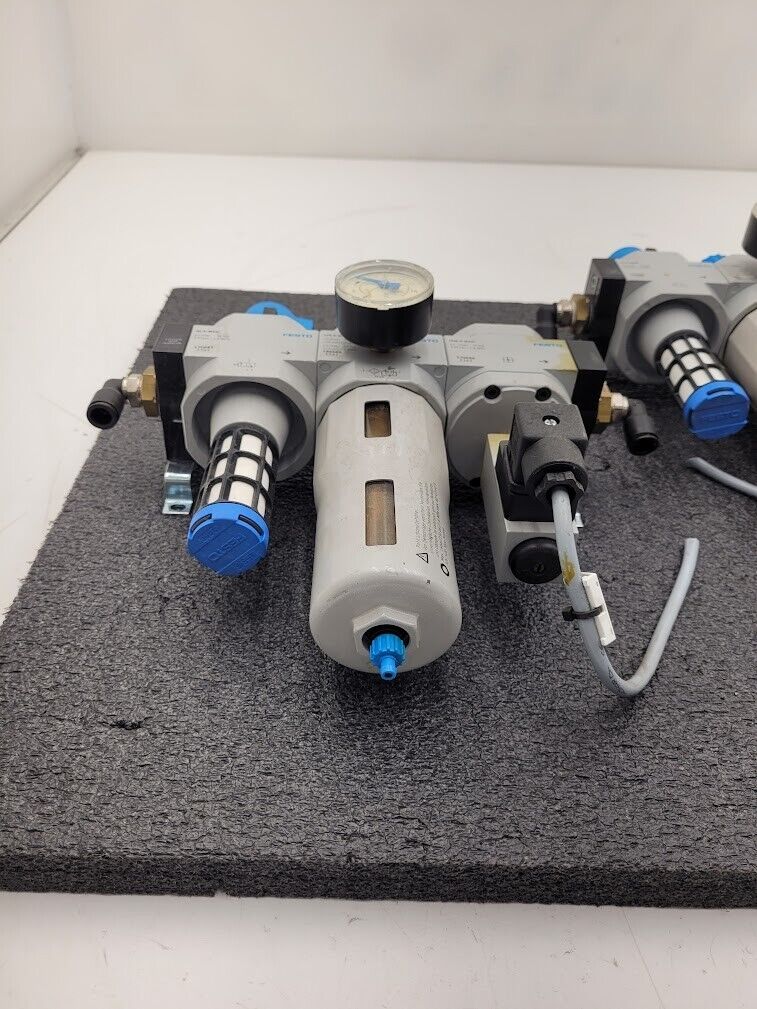 Lot of 2x Festo Air Pneumatic Regulator w/ Gauge HE-D-MAXI LFR-D-MAXI FRM-D-MAXI
