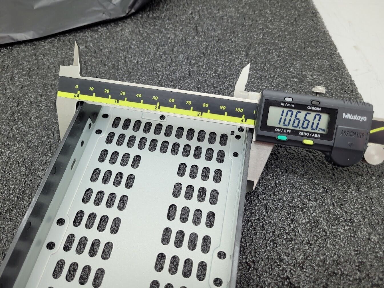 Lot of 10x New NetApp IBM 3.5" HDD Tray Caddy Caddies JBOD SAS SATA DS4246