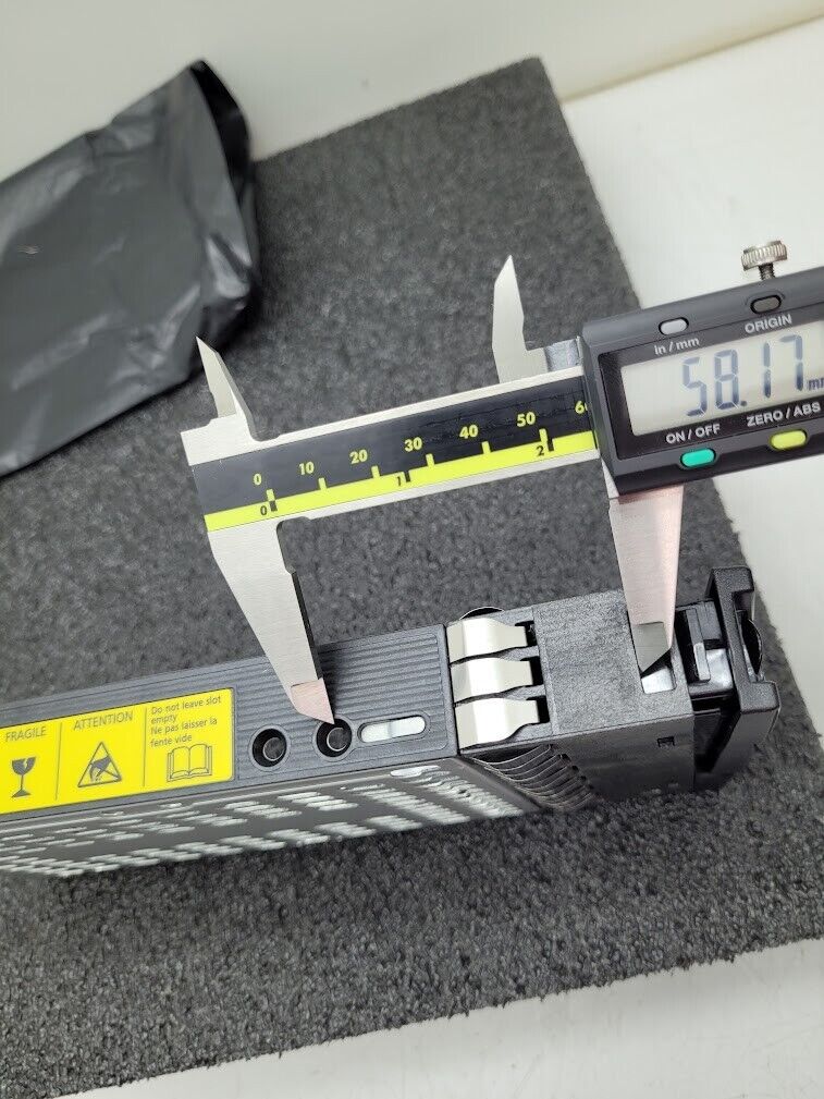 Lot of 10x New NetApp IBM 3.5" HDD Tray Caddy Caddies JBOD SAS SATA DS4246