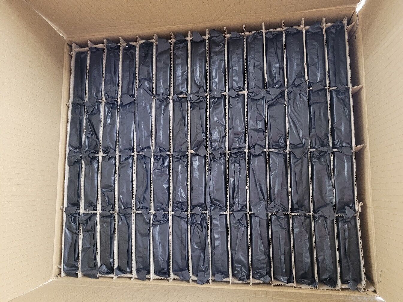 Lot of 10x New NetApp IBM 3.5" HDD Tray Caddy Caddies JBOD SAS SATA DS4246