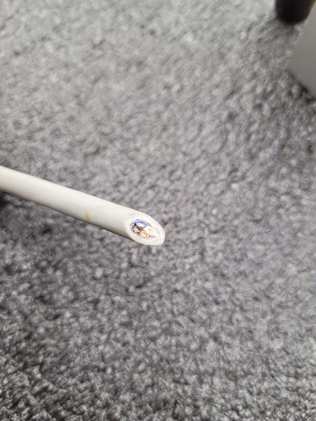 Festo MPYE-5-1/8-HF-420-B Proportional Directional Control Valve