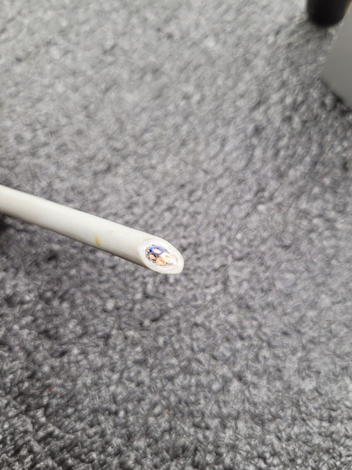 Festo MPYE-5-1/8-HF-420-B Proportional Directional Control Valve