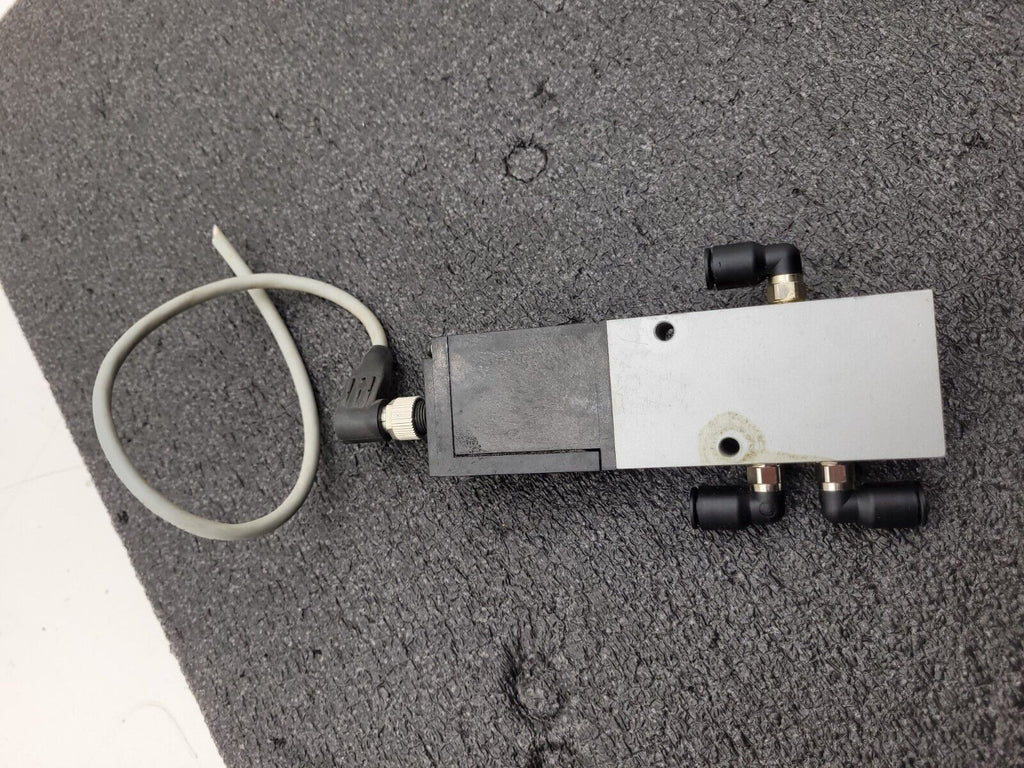 Festo MPYE-5-1/8-HF-420-B Proportional Directional Control Valve