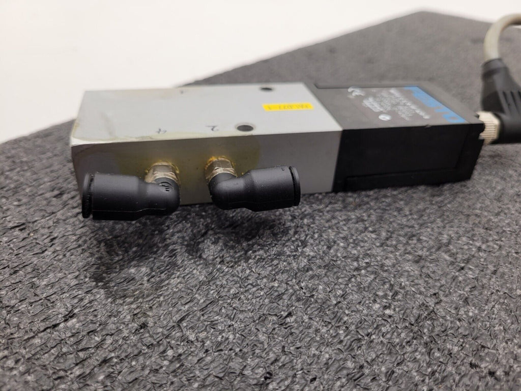 Festo MPYE-5-1/8-HF-420-B Proportional Directional Control Valve