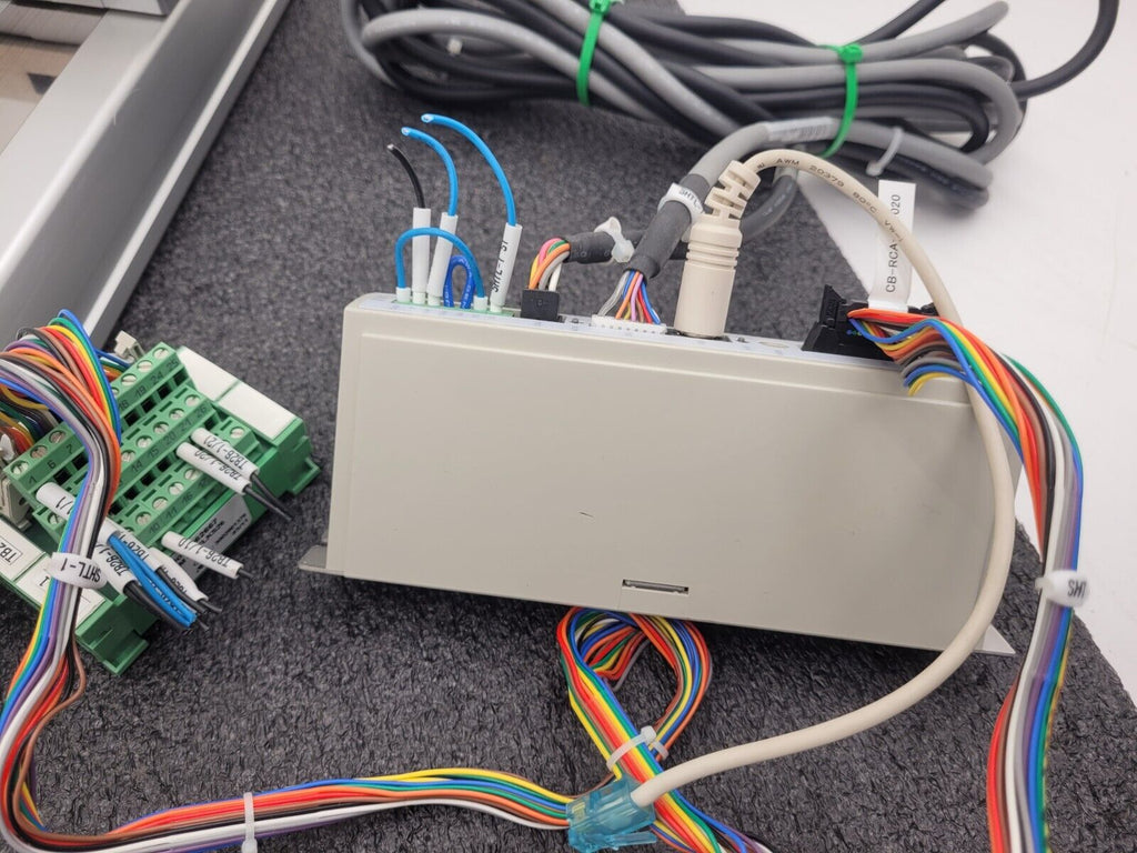 IAI Linear Actuator RCP1-SMR-I-PM-20-700-P1-S and Drive RCP2-C-SMR-I-PM-0 700mm