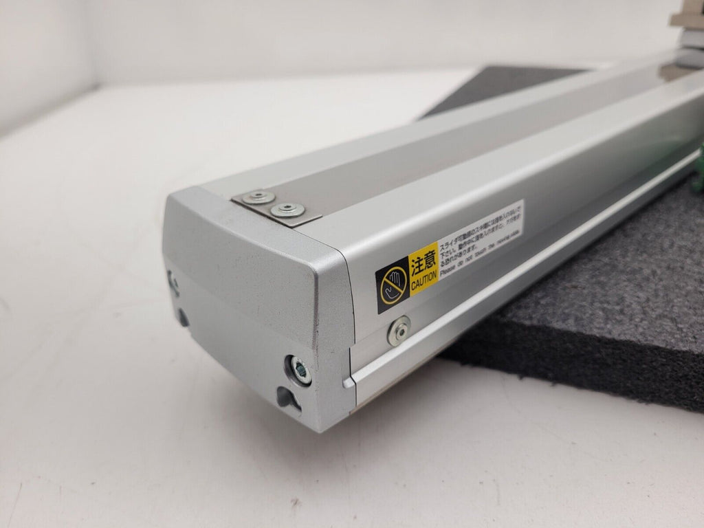 IAI Linear Actuator RCP1-SMR-I-PM-20-700-P1-S and Drive RCP2-C-SMR-I-PM-0 700mm