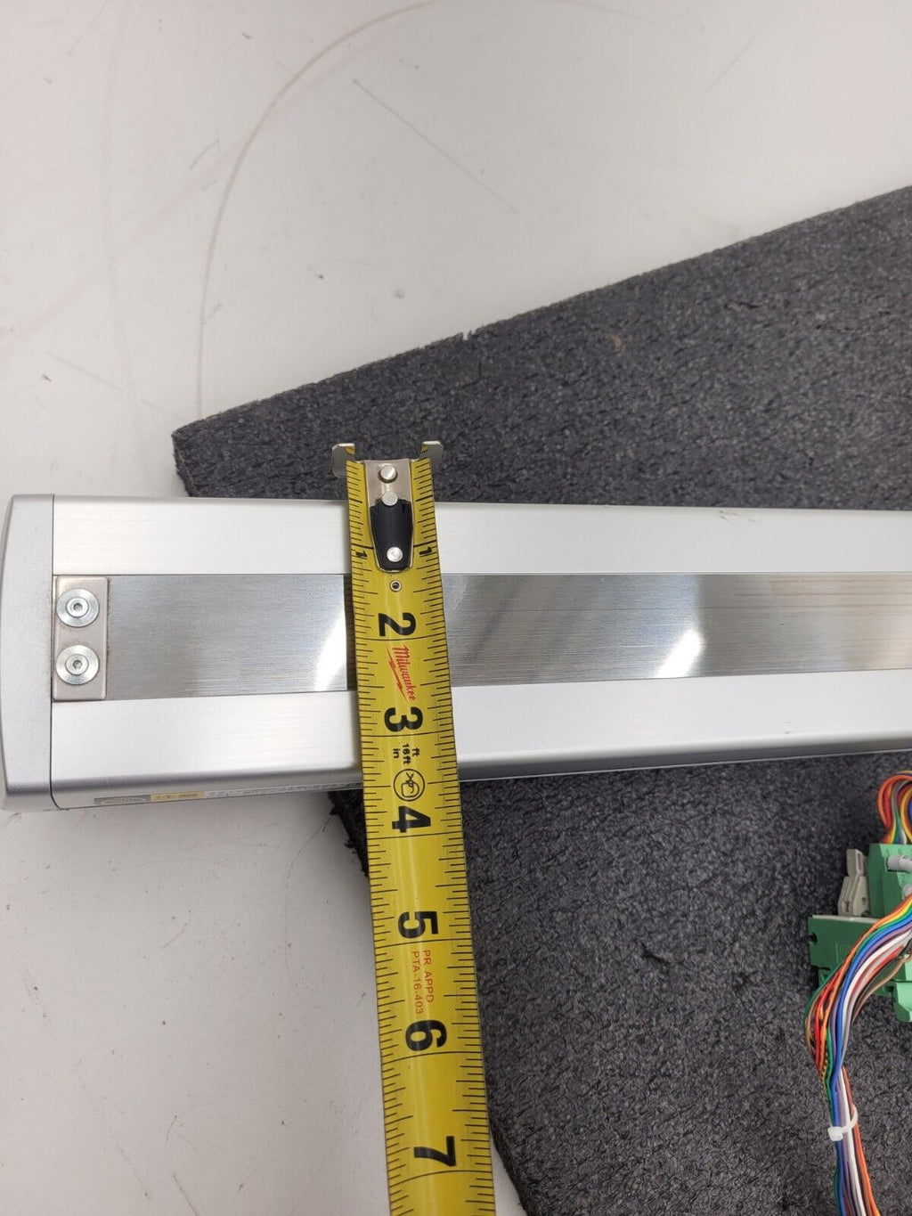 IAI Linear Actuator RCP1-SMR-I-PM-20-700-P1-S and Drive RCP2-C-SMR-I-PM-0 700mm