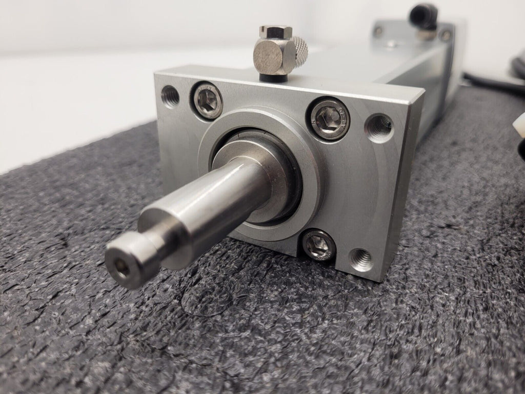 IAI Robo Cylinder RCP1-RSW-I-PM-10-100-P1-S-G1 Linear Actuator 100mm Stroke 24V