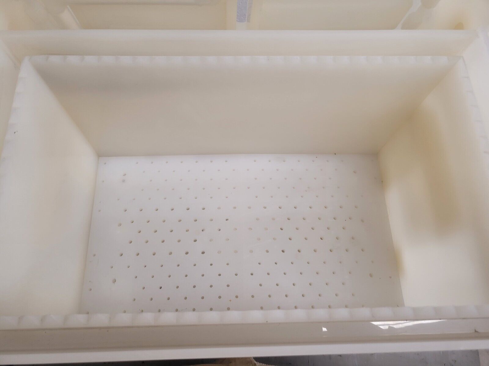 PTFE High Purity Liquid Bath Acid Rinse Tank Lift Lid MKS 4210um SMC LVW90-80N