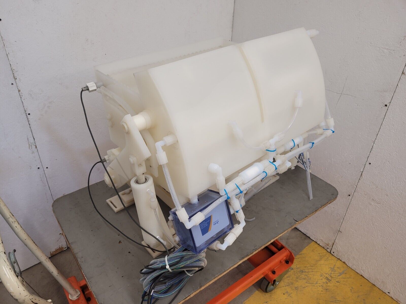 PTFE High Purity Liquid Bath Acid Rinse Tank Lift Lid MKS 4210um SMC LVW90-80N