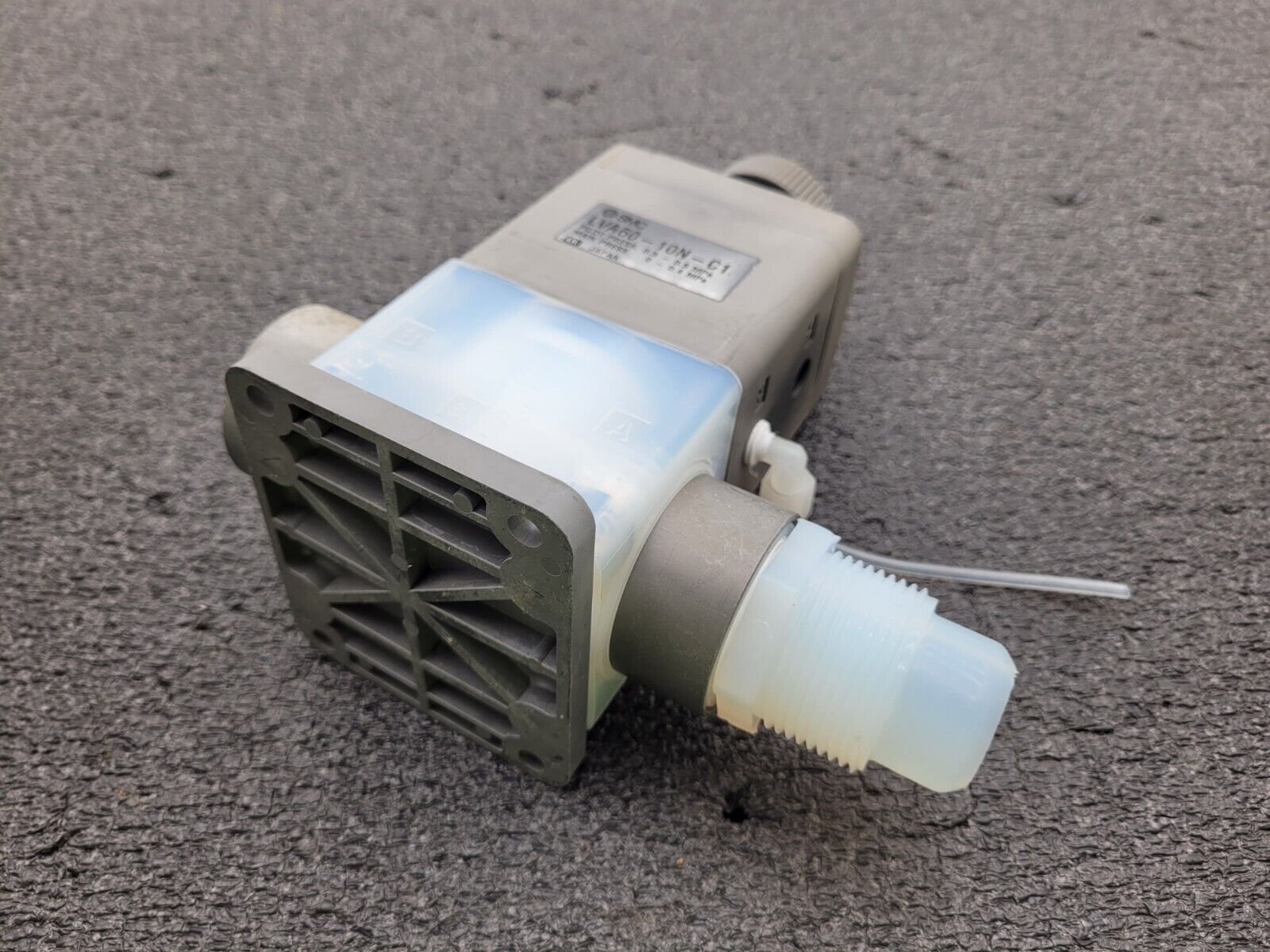 SMC LVA60-10N-C1 High Purity Chemical Valve LVA60 Pneumatic Air Operation
