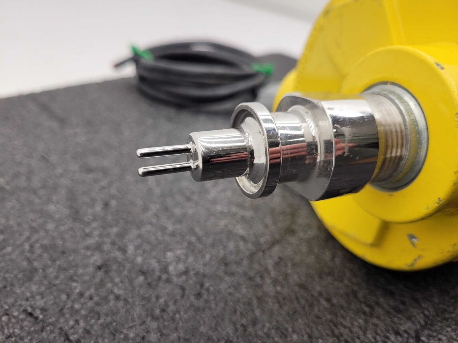 FCI FLT Series FTL93C-0B1B0T1C4AA0000 Flow Sensor Explosion Proof