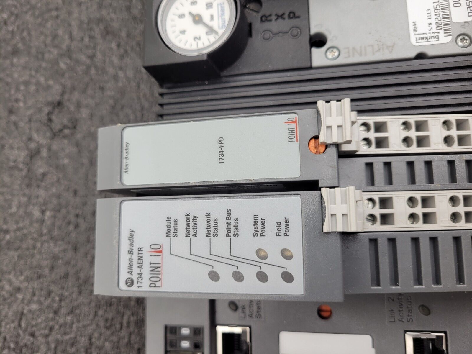 24x Valve Burkert AirLINE 8644 6524C 24VDC Pneumatic Solenoid Controlled Block