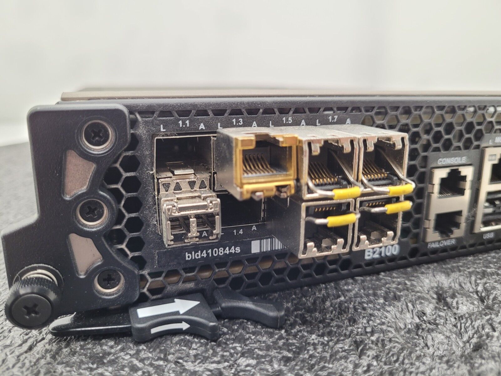 F5 Networks F5-VPR-LTM-B2100 Local Traffic Manager B2100 Viprion Blade 500GB