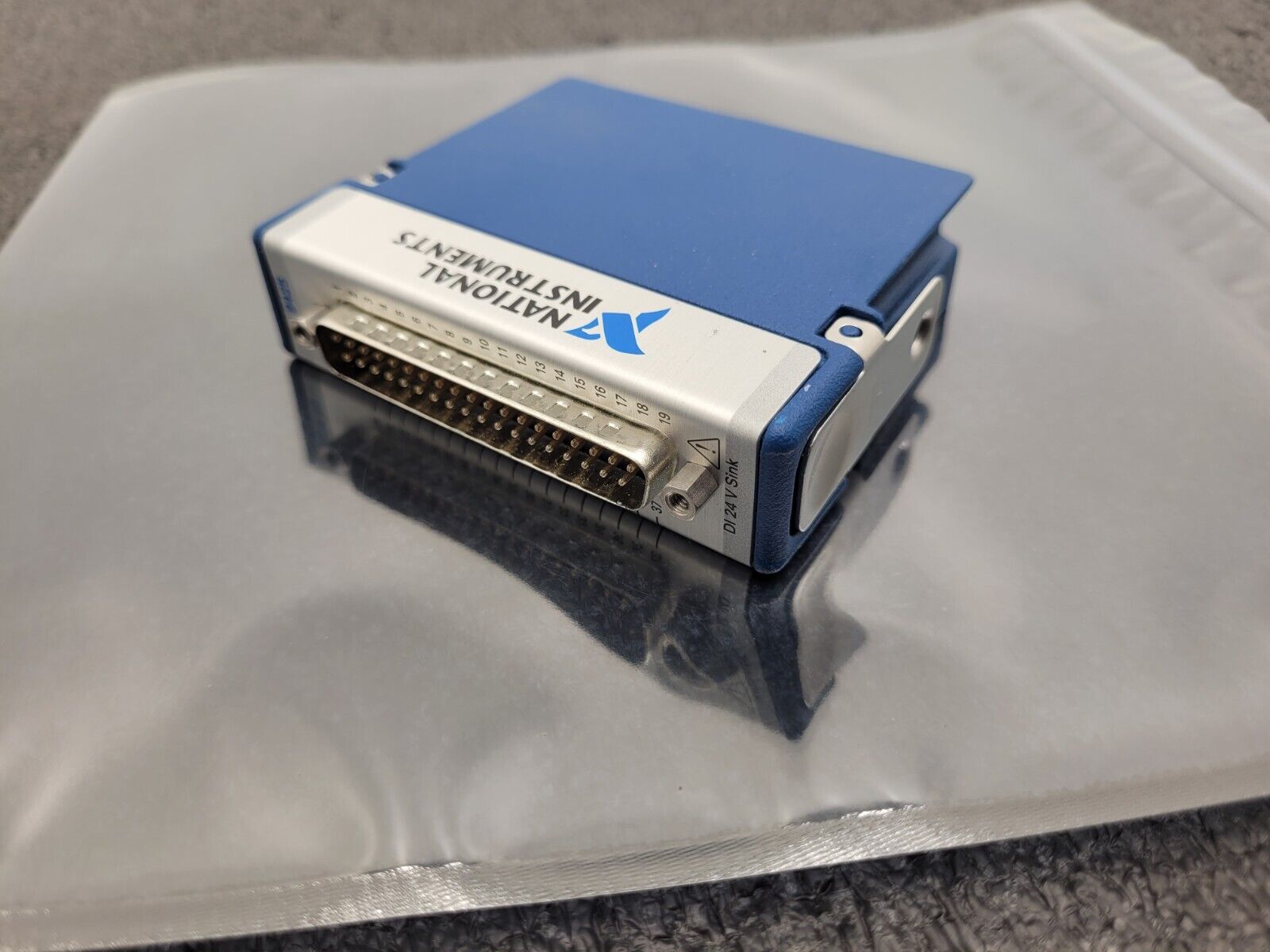 National Instruments NI 9425 24V Sinking Digital Input Module 32-Ch 199019B-02L