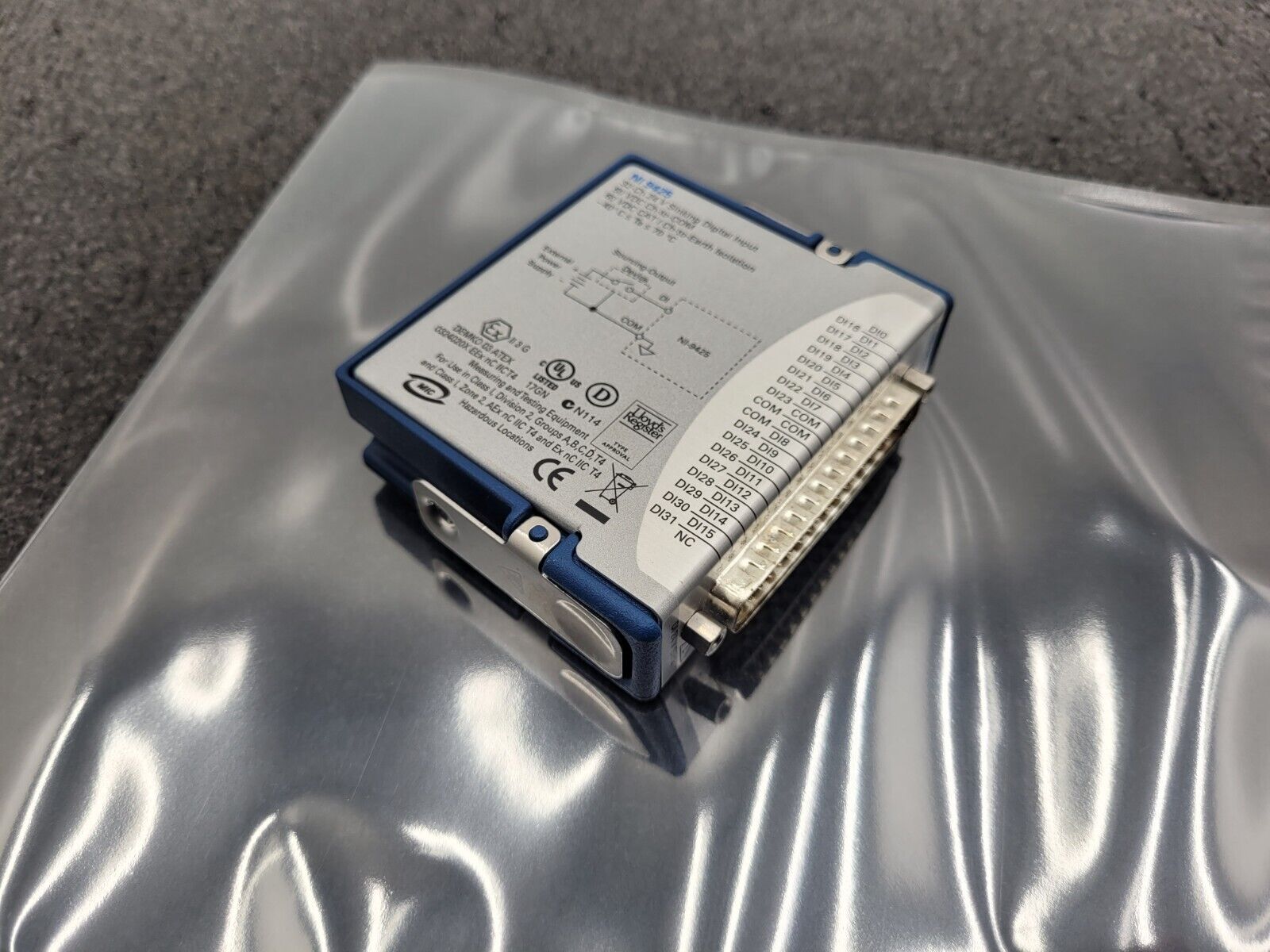 National Instruments NI 9425 24V Sinking Digital Input Module 32-Ch 199019B-02L
