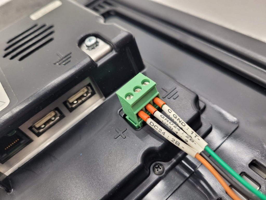 Beijer Electronics QSI QTERM-A12/3815R LCD Graphic Touchscreen HMI 12" Power On