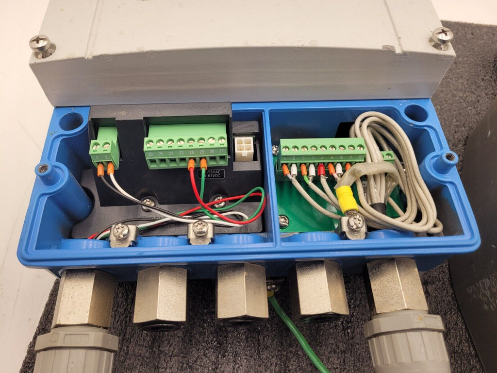 Endress+Hauser PROMASS S Mass Flowmeter 83S15-1DL7/0 Flow Controller Transmitter