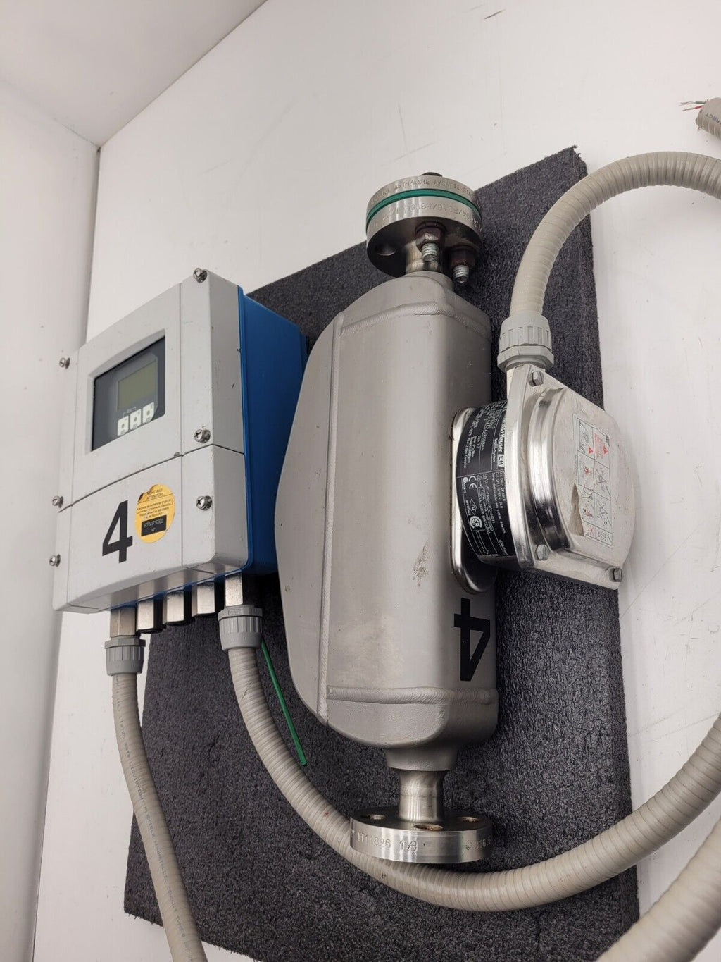 Endress+Hauser PROMASS S Mass Flowmeter 83S15-1DL7/0 Flow Controller Transmitter