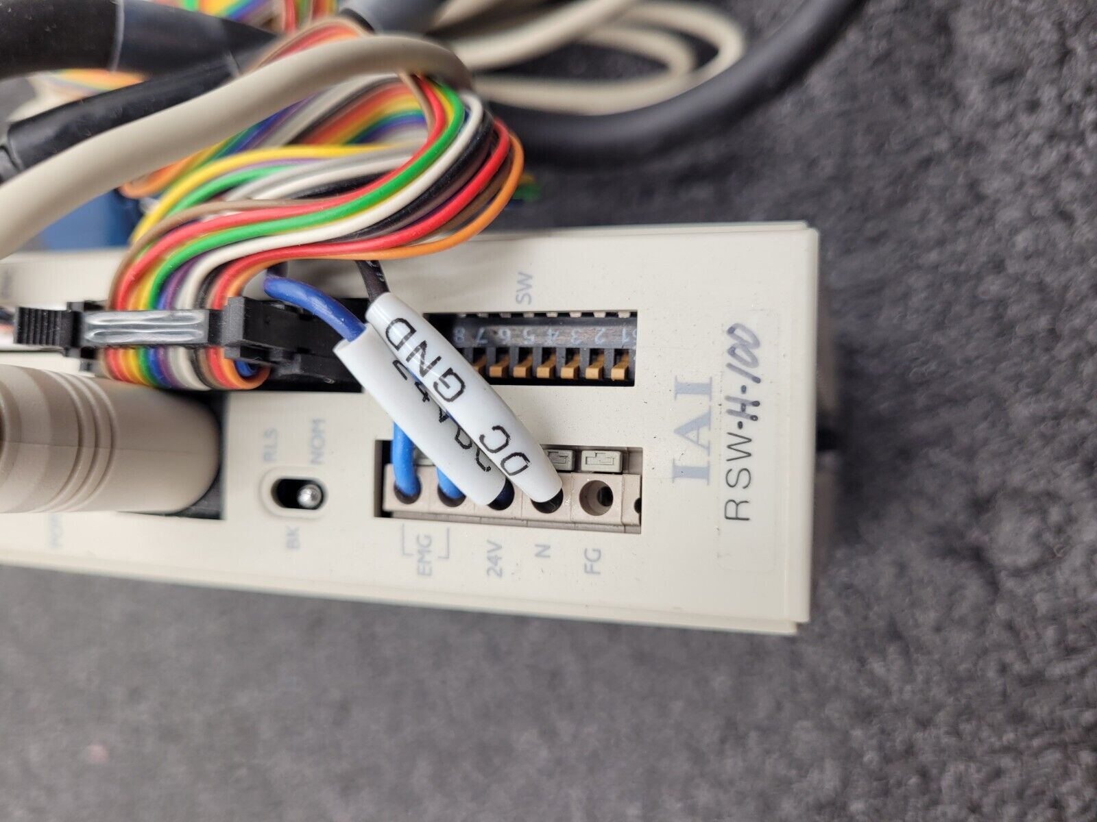 IAI Robo Cylinder RC-RSW-H-100-S-SP Linear Actuator 100mm Stroke 24V RCA-S-RSW