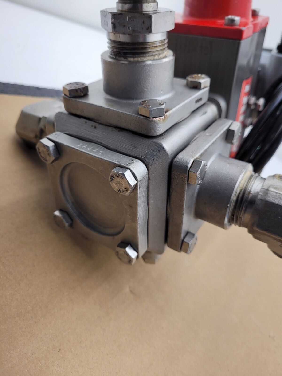 A-T Controls Series 33-1T 1" 1000PSI 3-Way Valve Air Triad Controls 2R40DA