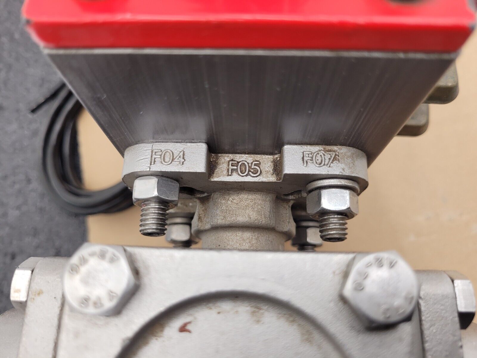 A-T Controls Series 33-1T 1" 1000PSI 3-Way Valve Air Triad Controls 2R40DA