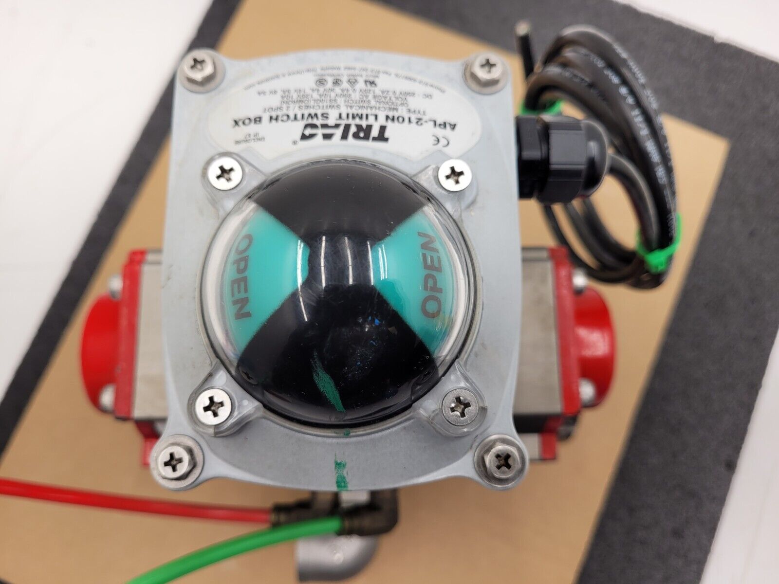 A-T Controls Series 33-1T 1" 1000PSI 3-Way Valve Air Triad Controls 2R40DA #2