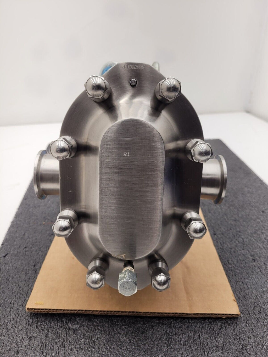 Waukesha Cherry-Burrell SPX 018 U2 R1 Stainless Steel Positive Displacement Pump