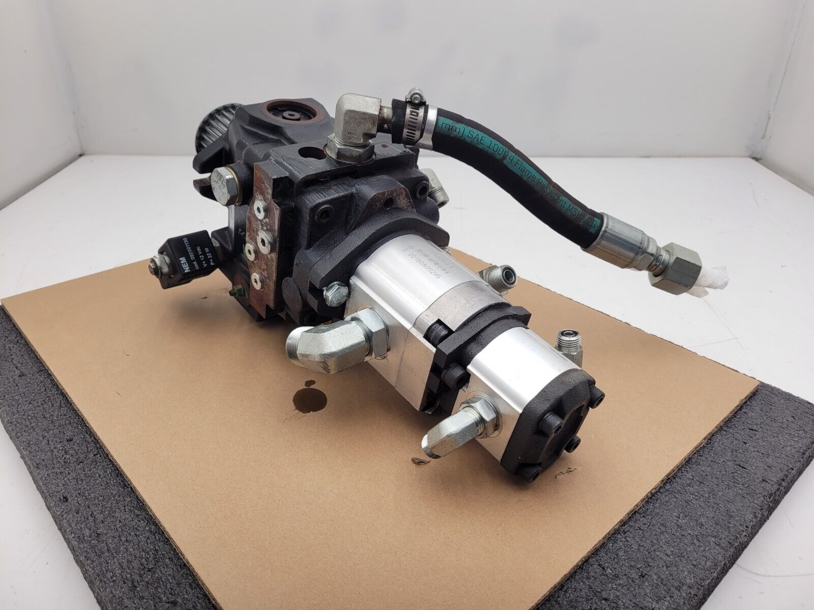 Poclain Hydraulics B47581S 3x Hydraulic Pump Stack CCW Rotation C