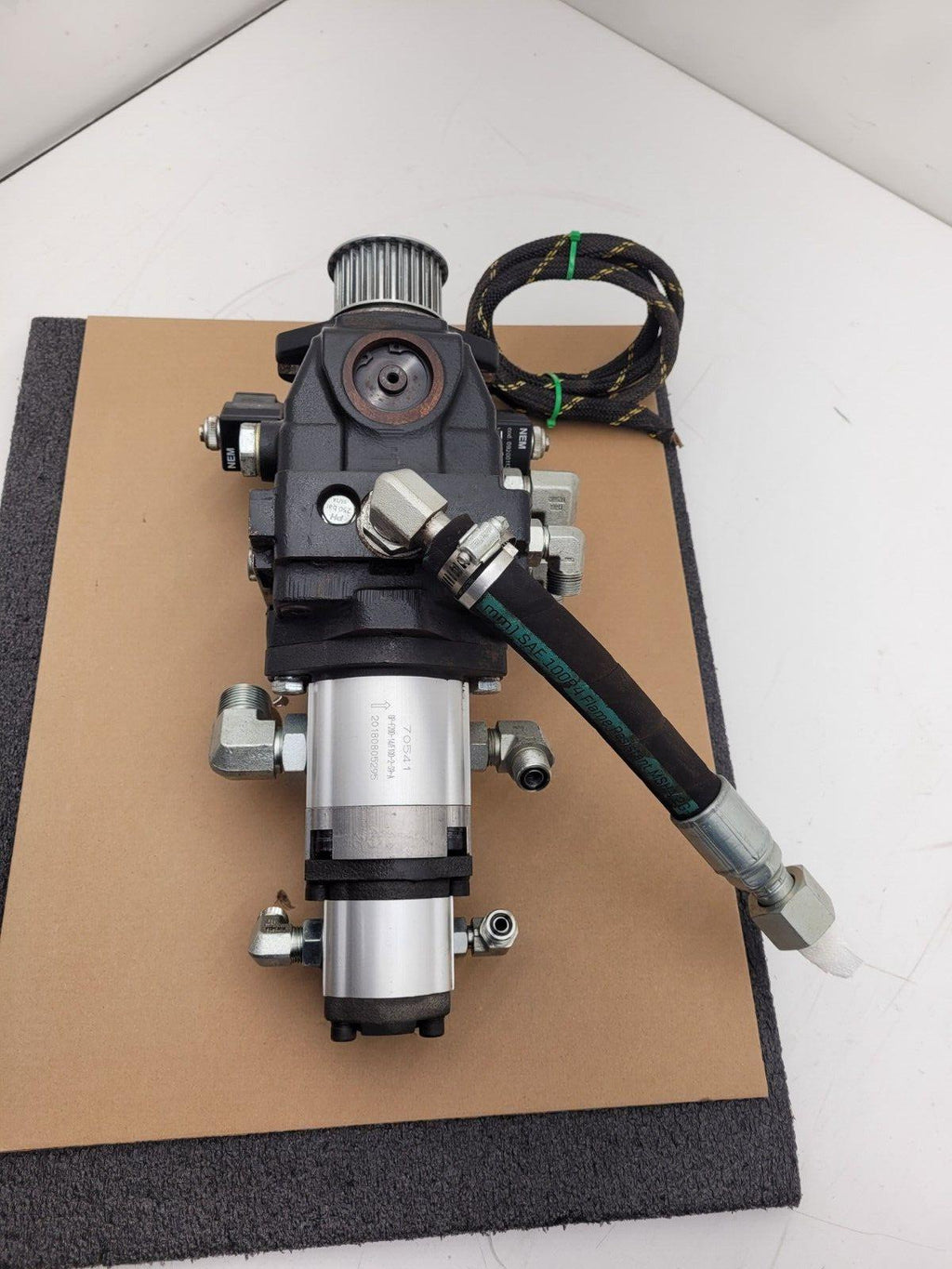 Poclain Hydraulics B47581S 3x Hydraulic Pump Stack CCW Rotation C