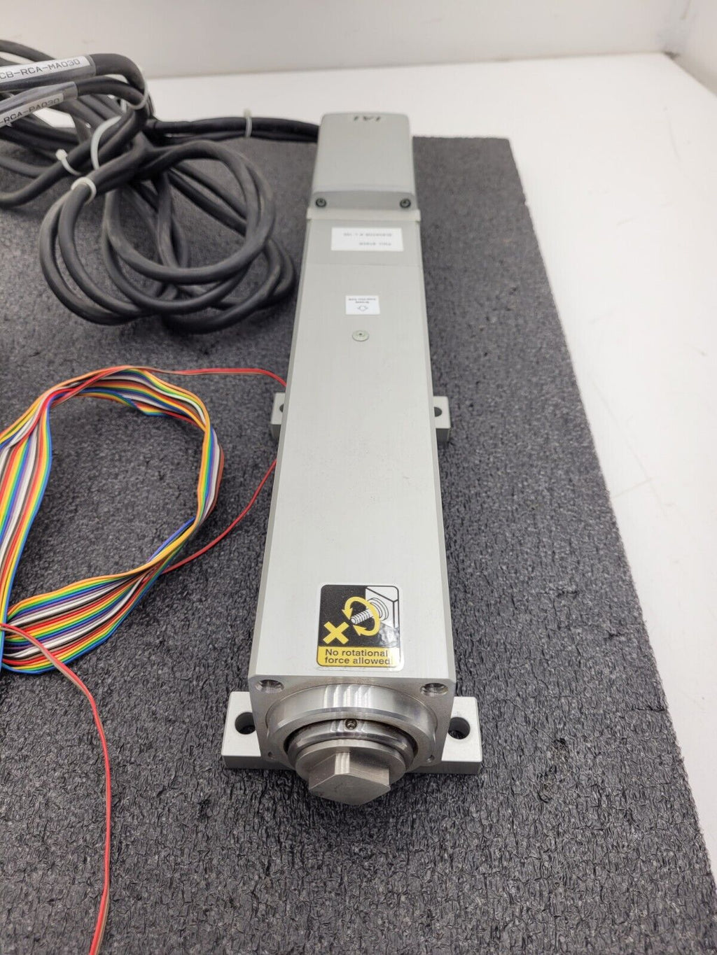 IAI Robo Cylinder Linear Piston Actuator 150mm Stroke RCA-S-RMA Controller