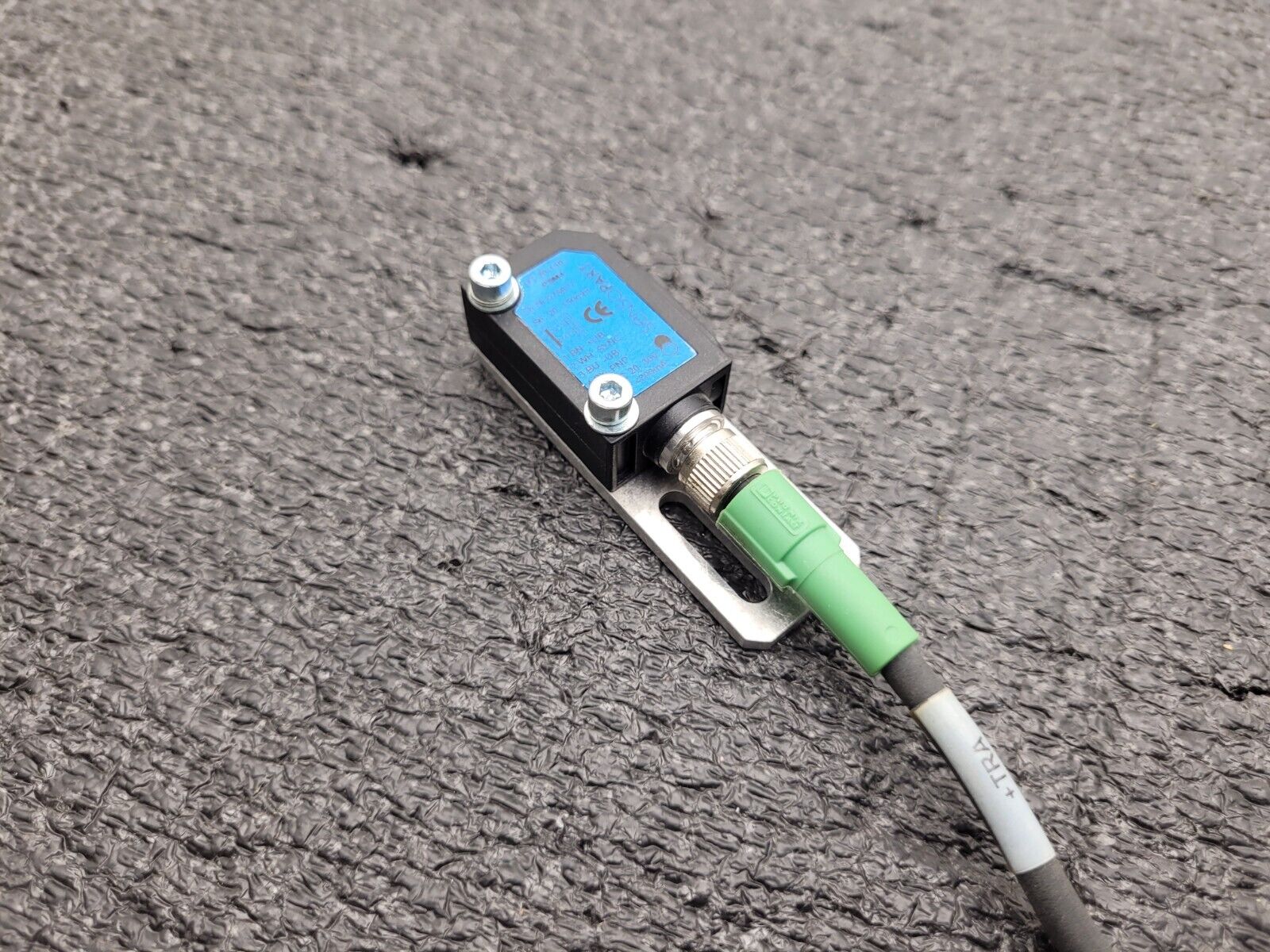 SensoPart UT-20-150-PSM4 Ultrasonic Sensor w/ Cable 20-150mm Range 20-30VDC