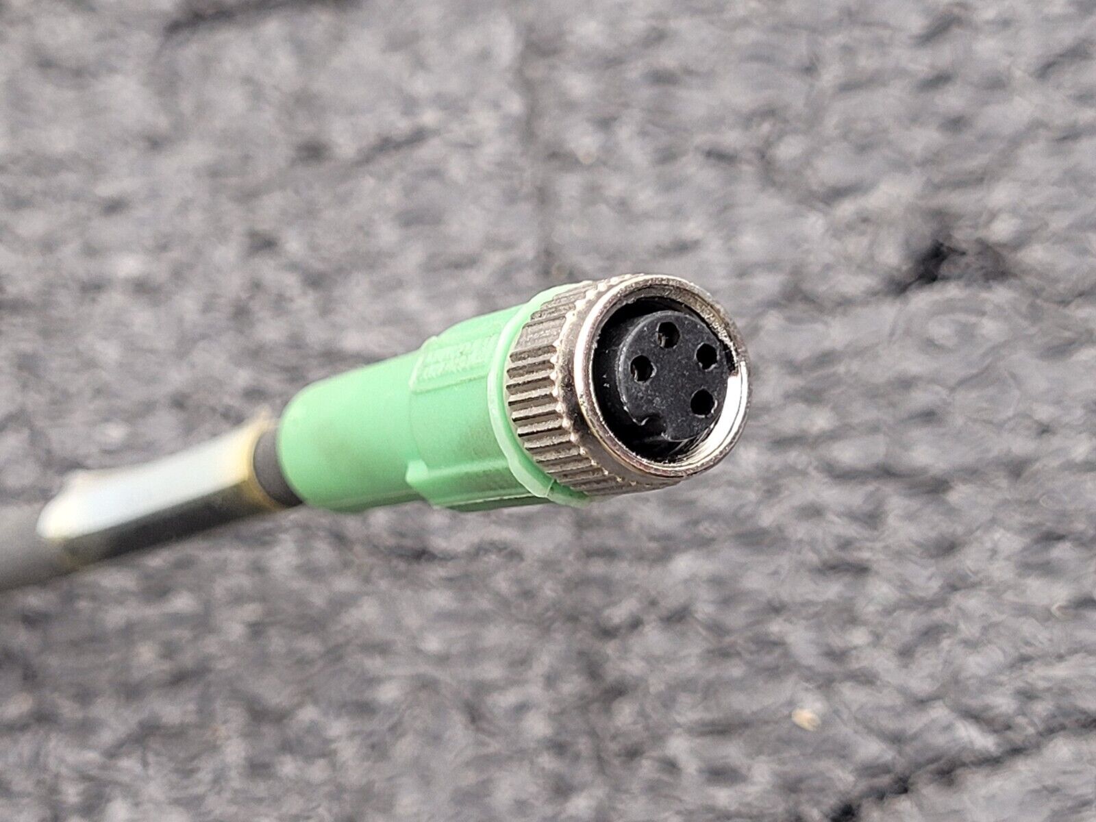SensoPart UT-20-150-PSM4 Ultrasonic Sensor w/ Cable 20-150mm Range 20-30VDC