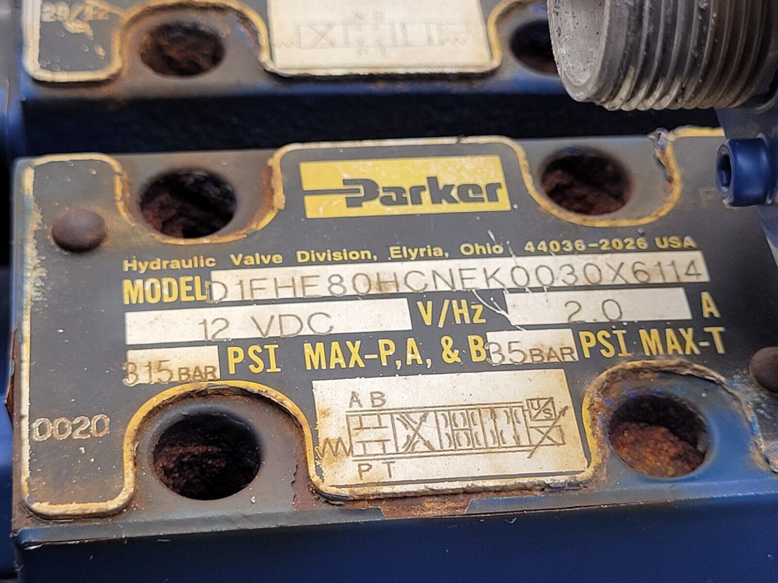 PARKER Hydraulic Proportional ISO Valve D1FHE80HCNEK0030X6114 12VDC + Override F