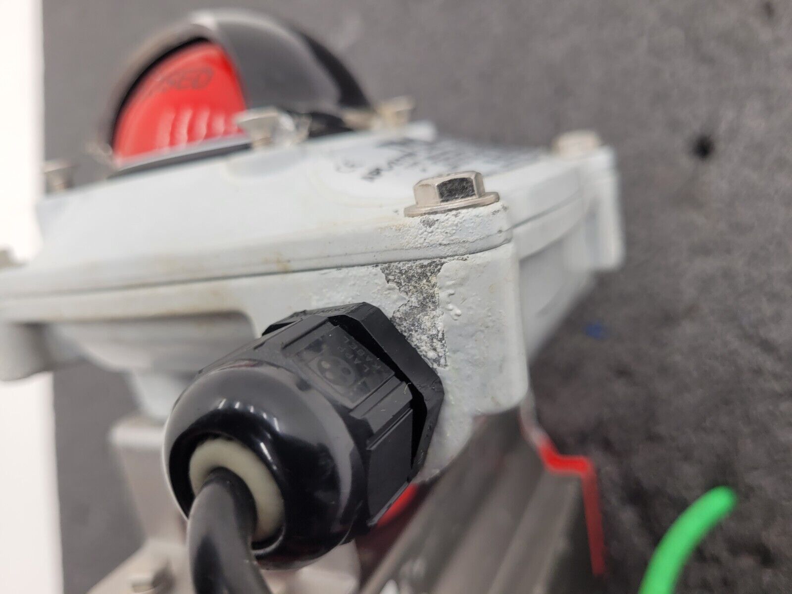 A-T Controls Series 33-1T 1" 1000PSI 3-Way Valve Air Triad Controls 2R40DA B