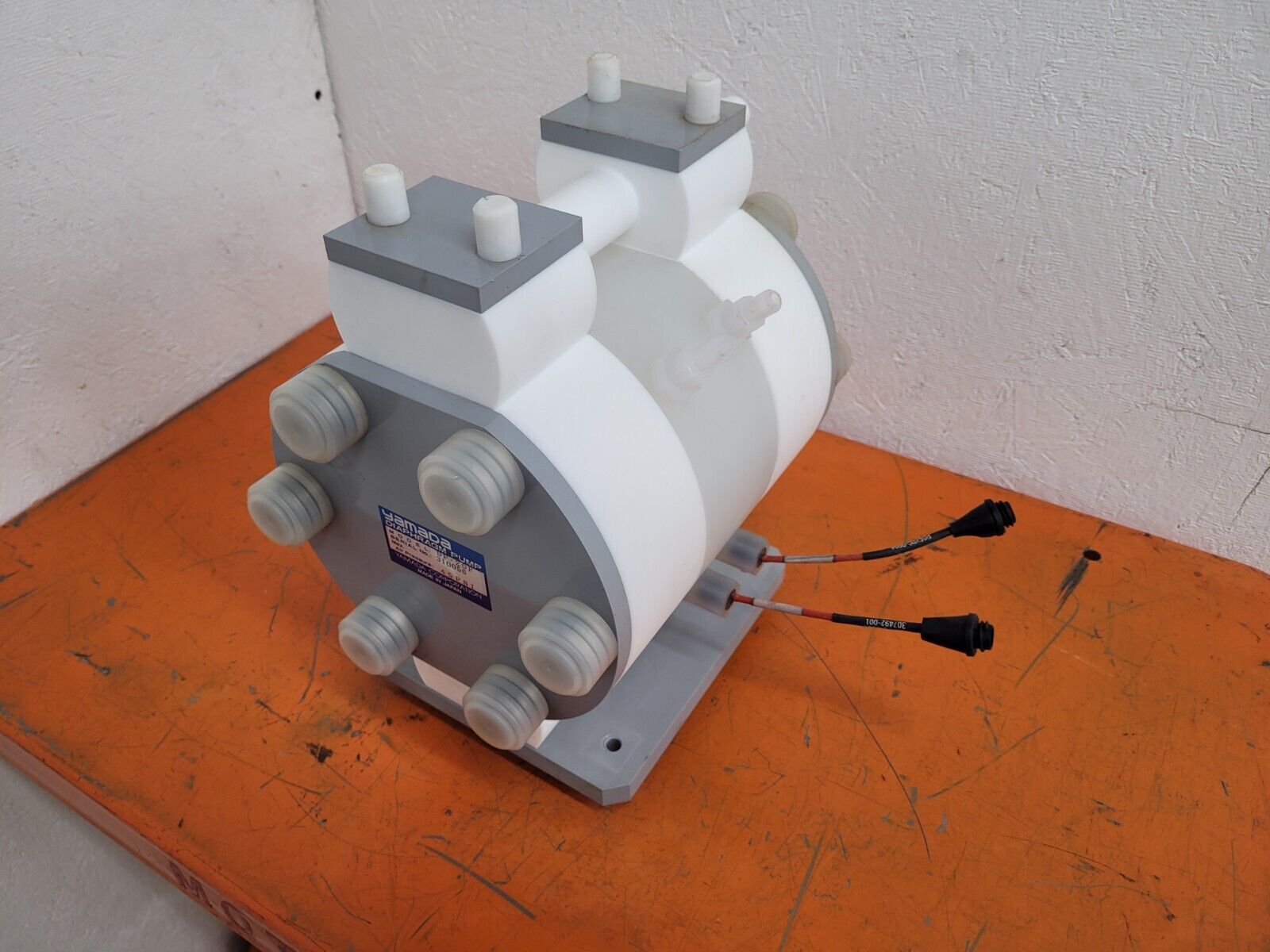 Yamada High Purity Chemical Diaphragm Pump DP-20F 45 PSI w/ Sensors