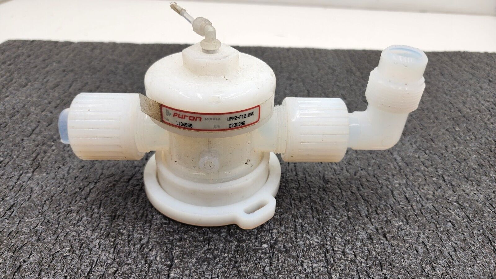 Furon Pneumatic Actuated High Purity Valve UPM2-F1216NC 1104559
