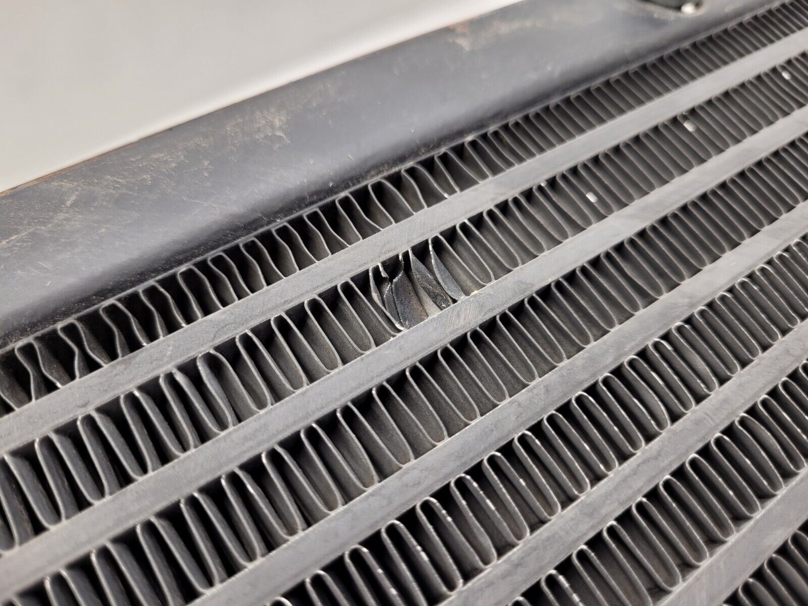 American Cooling Systems Hydraulic Oil Cooler Radiator 24714AM + 12VDC Fan B