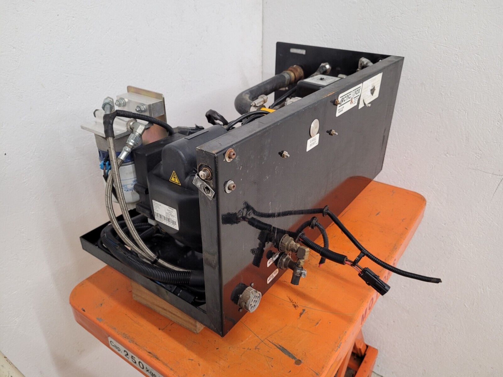 Webasto Arctic Fox DBW2010.80 Diesel Heater 13.2kW 12 Volt 60W With Cover B1
